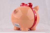 Photo Reference of Interior Decorative Pig Statue 0004